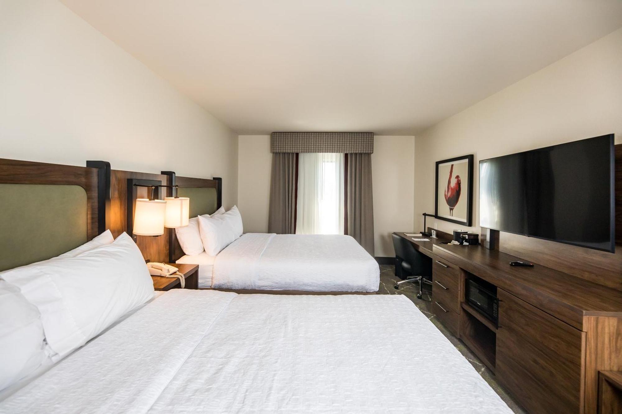 Hampton Inn & Suites Dobson Exteriér fotografie